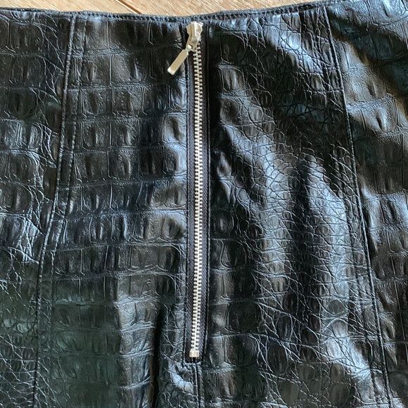 Mi Ami black skirt sz XS like new! - Picture 5 of 6